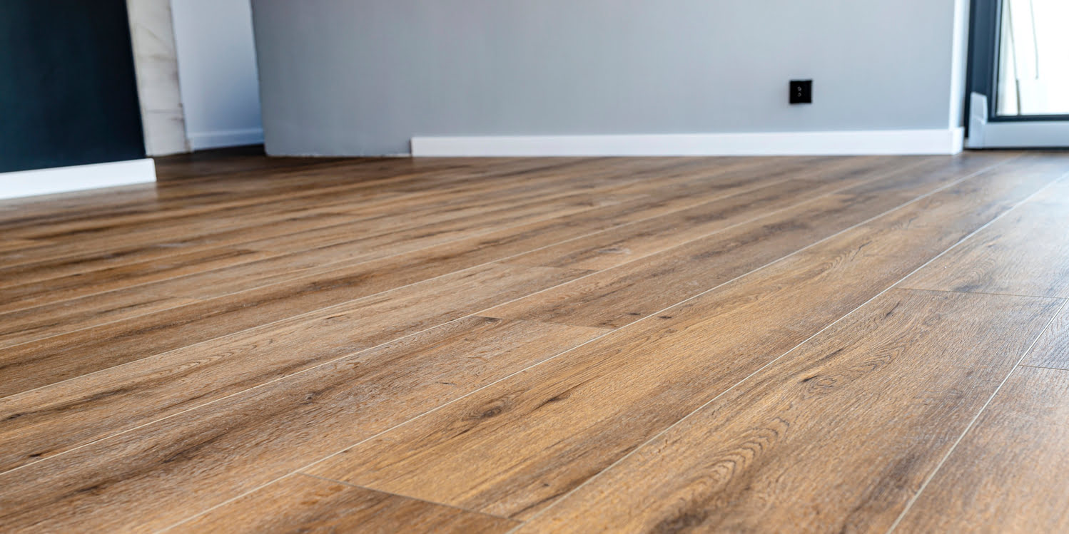 Vinyl-Fußboden in Holz-Optik